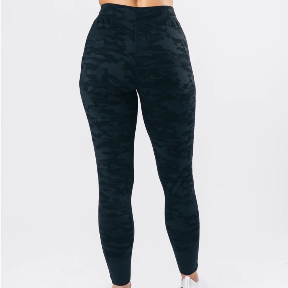Alphalete Premium V2 Jogger